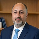 Professor Veland Ramadani